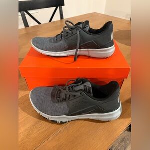 Nike Men’s Flex Control TR3 Sneaker